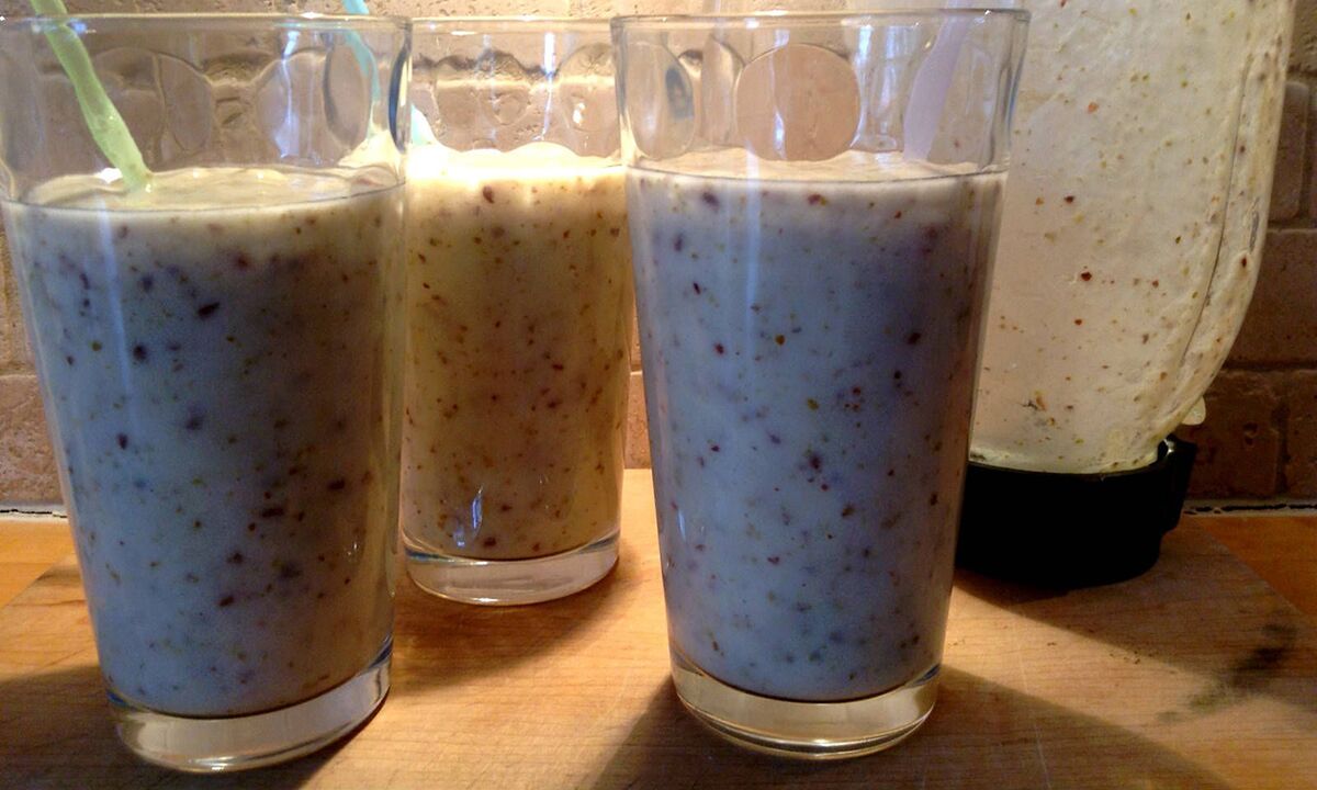 Taking a kefir cocktail with flaxseed flour facilitates weight loss